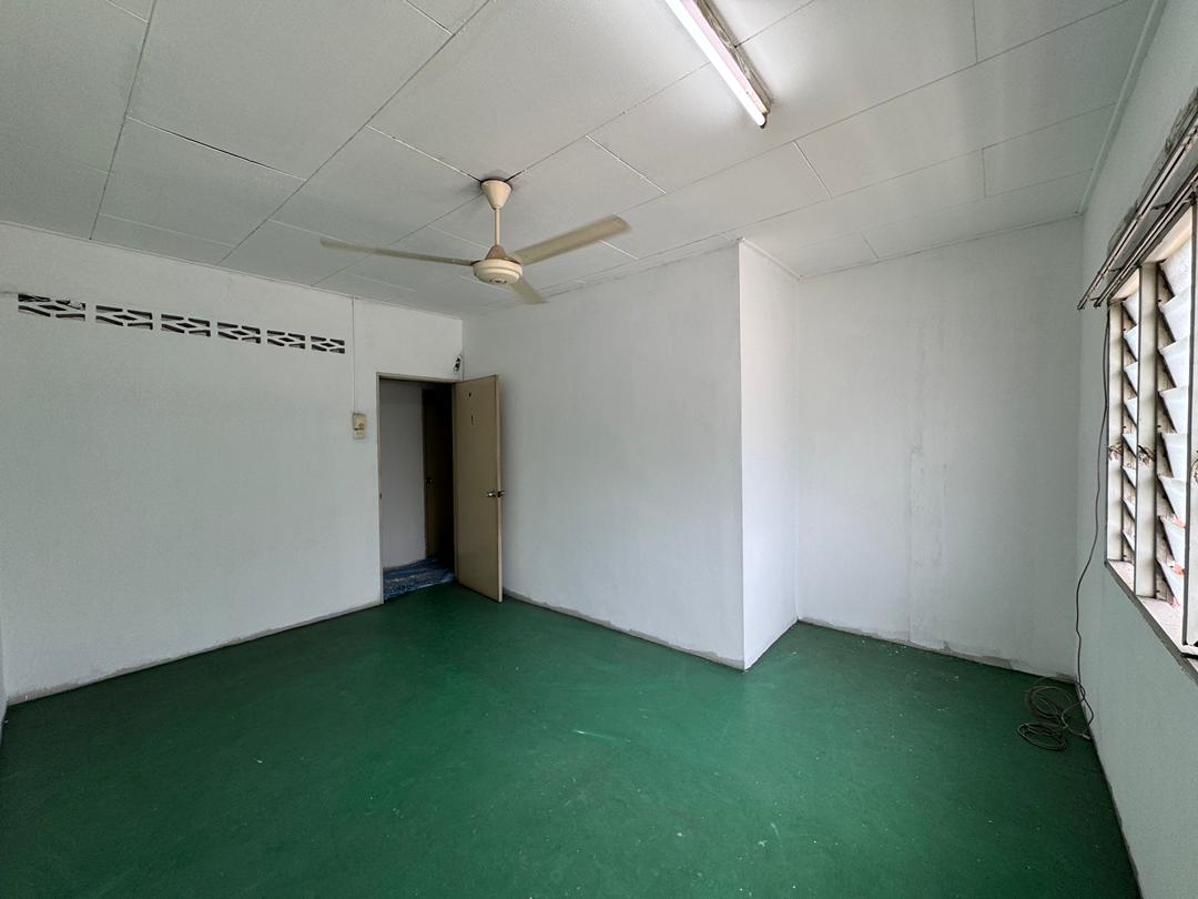 Taman Selat Damai image