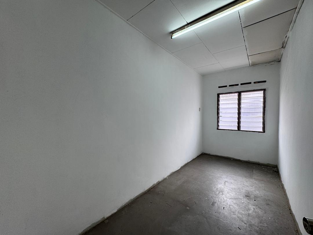 Taman Selat Damai image