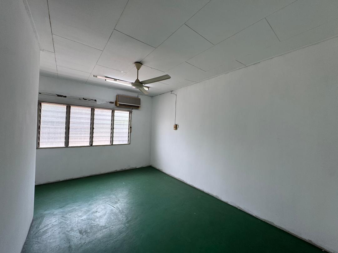 Taman Selat Damai image