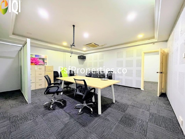 Worldwide Business Park photo