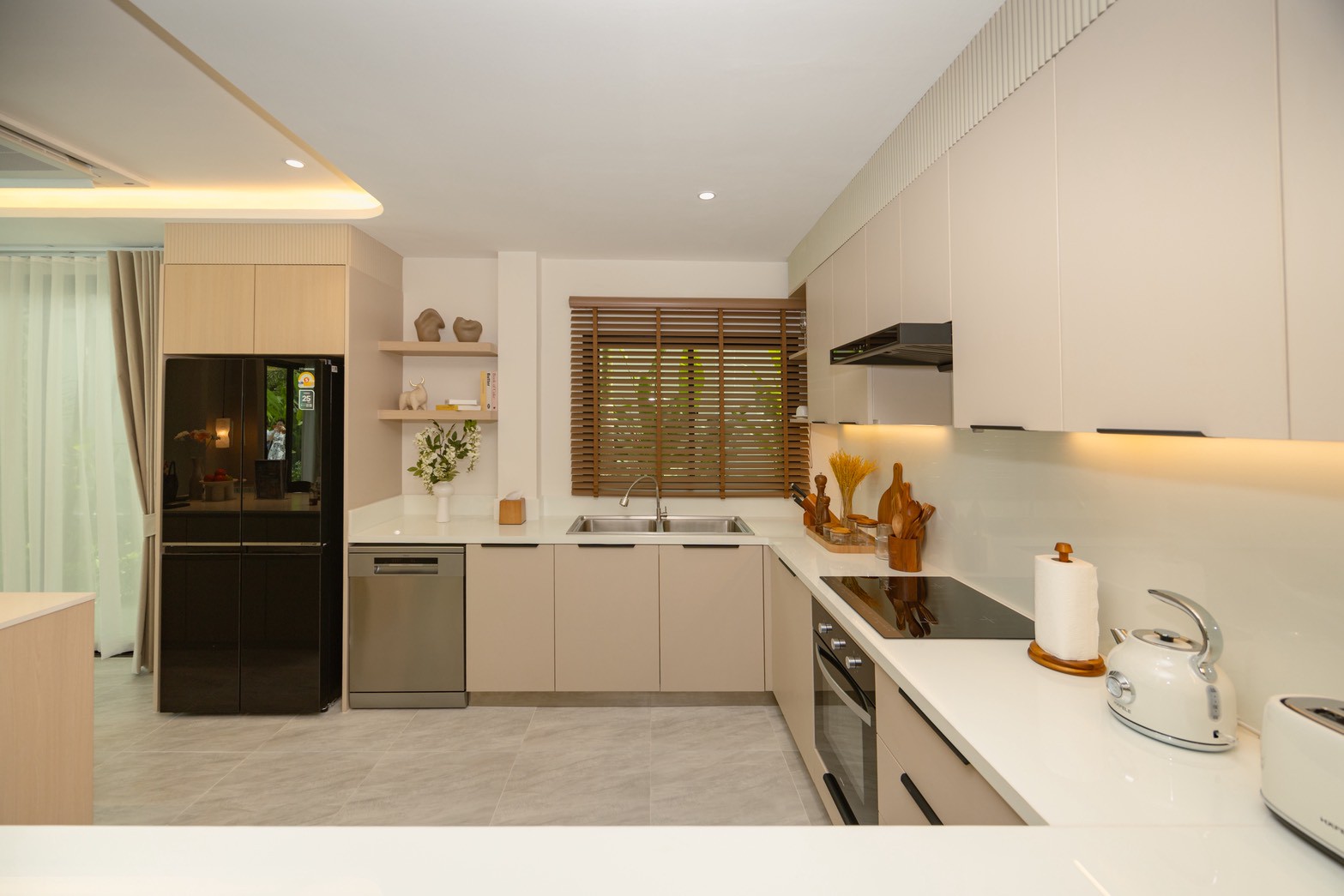 New Pool Villa  Ready to Move In! image