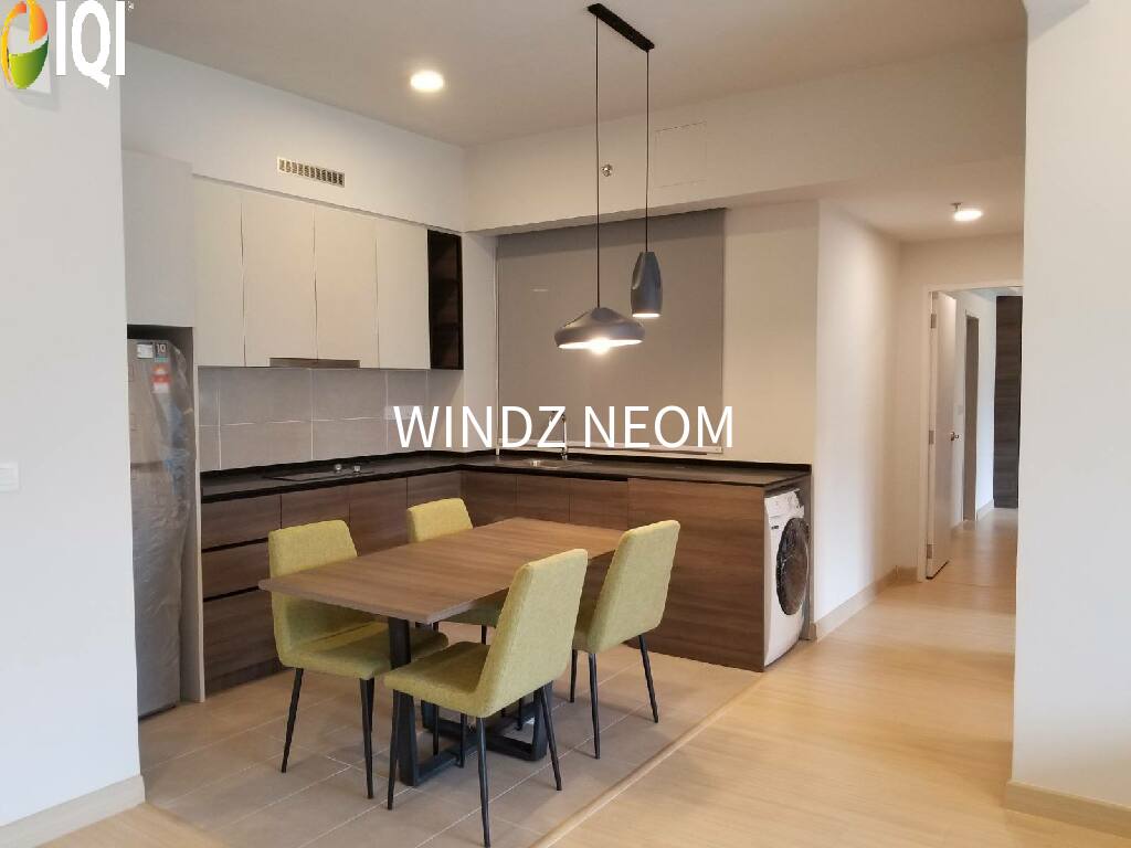 Windmill Upon Hills image