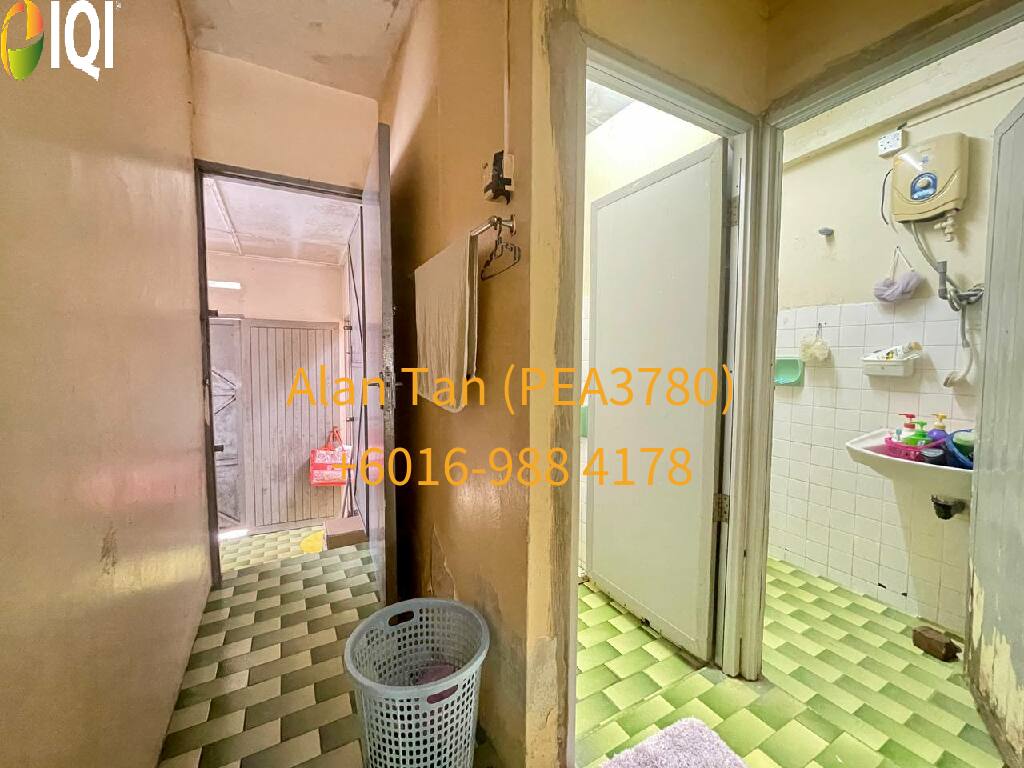 SERI KUANTAN (Corner Terrace) image