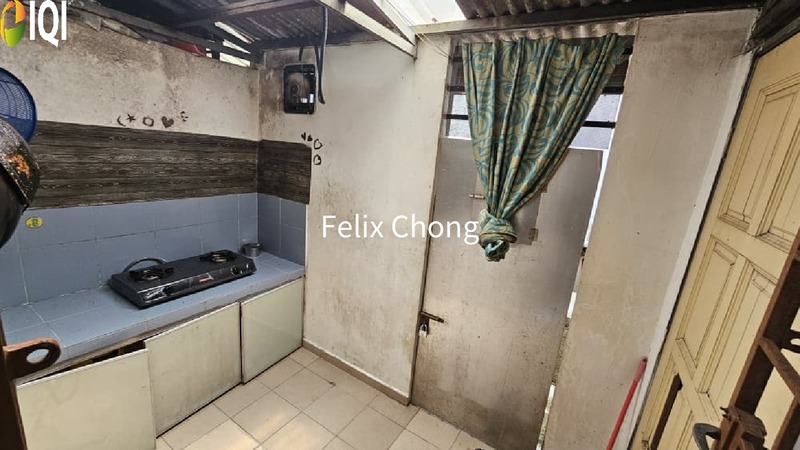 Taman Desa Jaya Double Storey Low Cost,Renovated,Extend,Johor Bahru