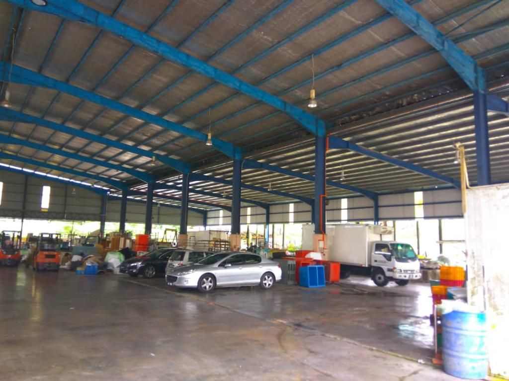 Medium Industrial Factory for Sale in Senai image