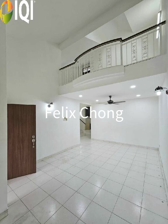 Taman Impian Emas 1.5 Storey Terrace,Skudai,Renovated,Johor Bahru image