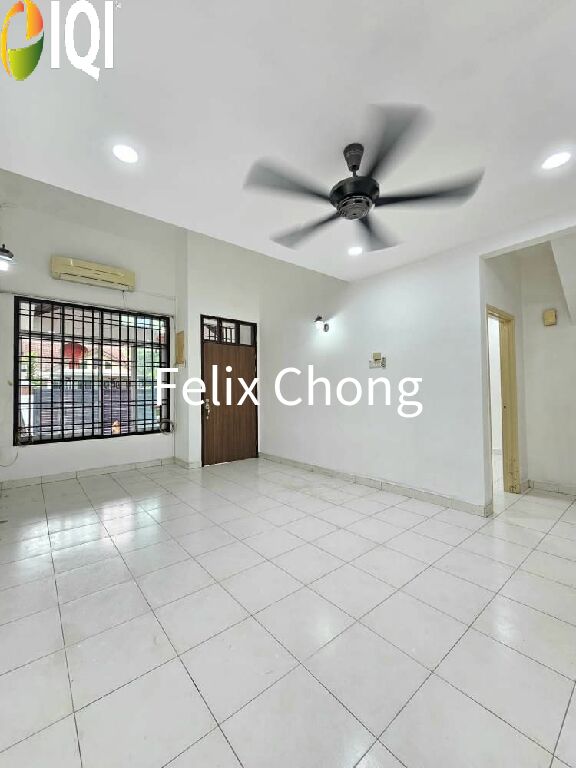 Taman Impian Emas 1.5 Storey Terrace,Skudai,Renovated,Johor Bahru image