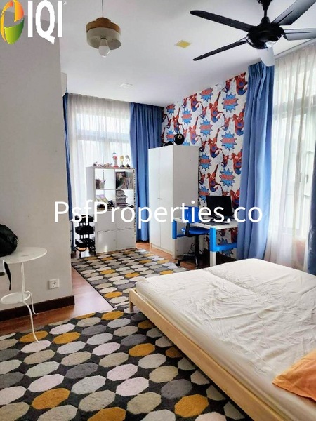 Fern Lane Denai Alam