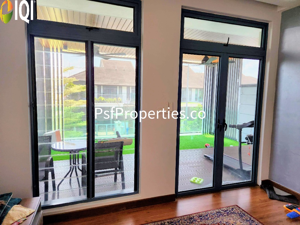 Fern Lane Denai Alam image