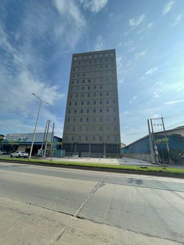 Building For Sale and Rent image