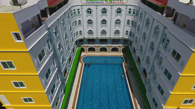 Hotel For Sale and Rent image