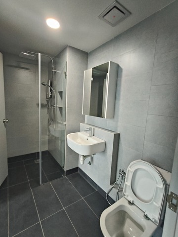 Jesselton Quay Central image