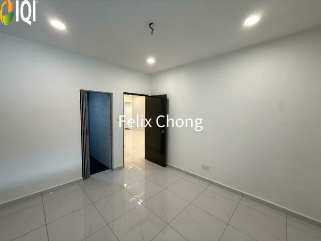 Taman Desa Skudai 1 Sty Terrace,Jalan Harmoni,Skudai,Renovated,Extend image