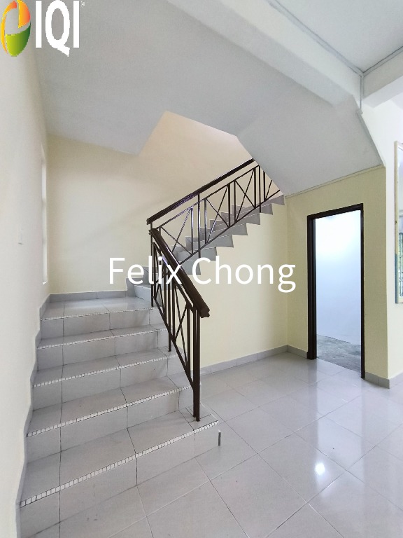 Taman Pulai Indah Double Storey Terrace,Skudai,Unblock View,Renovated image