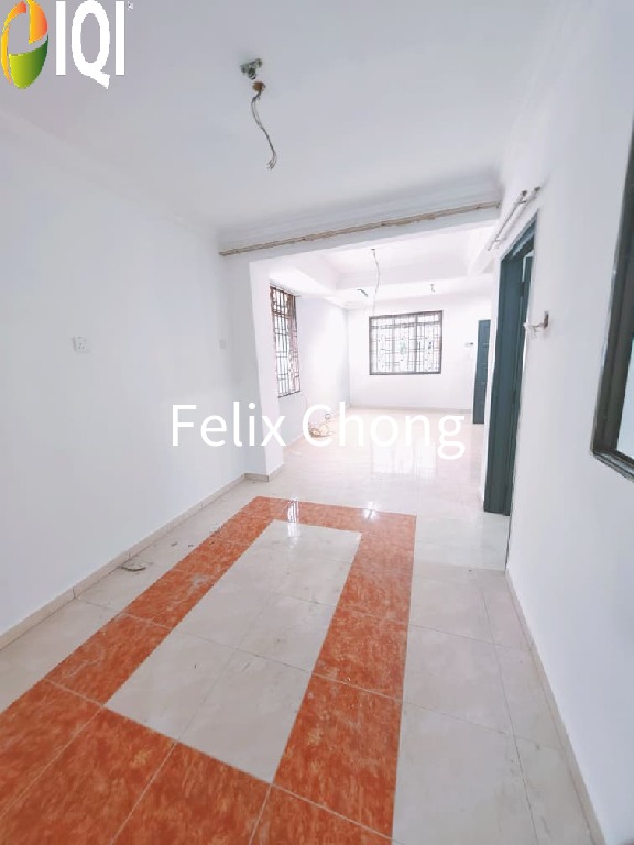 Bandar Indahpura 2 Sty Endlot,Jalan Melati,Kulai,Renovated,Medium Cost image