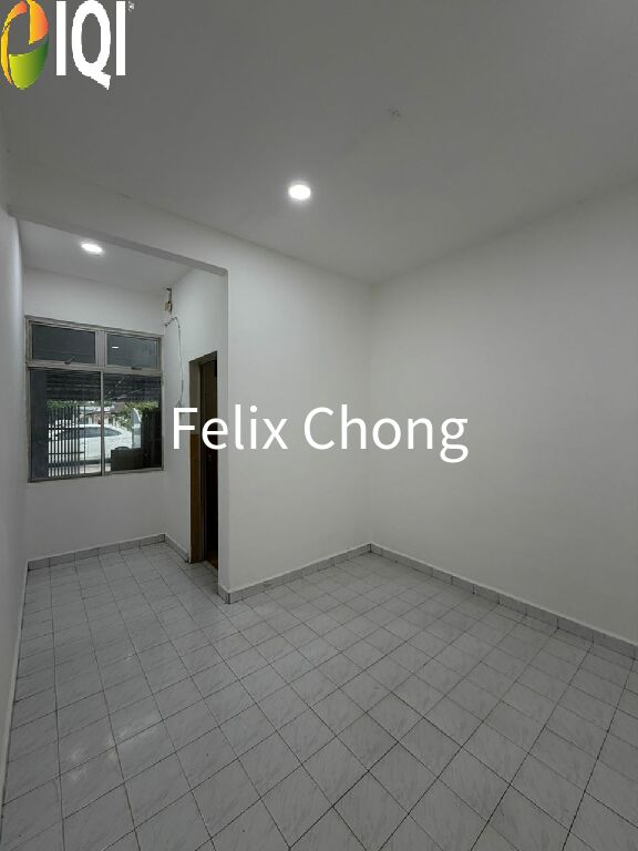 Taman Puteri Wangsa 1 Sty Terrace,Jalan Keris,Ulu Tiram,Renovated,Extend image