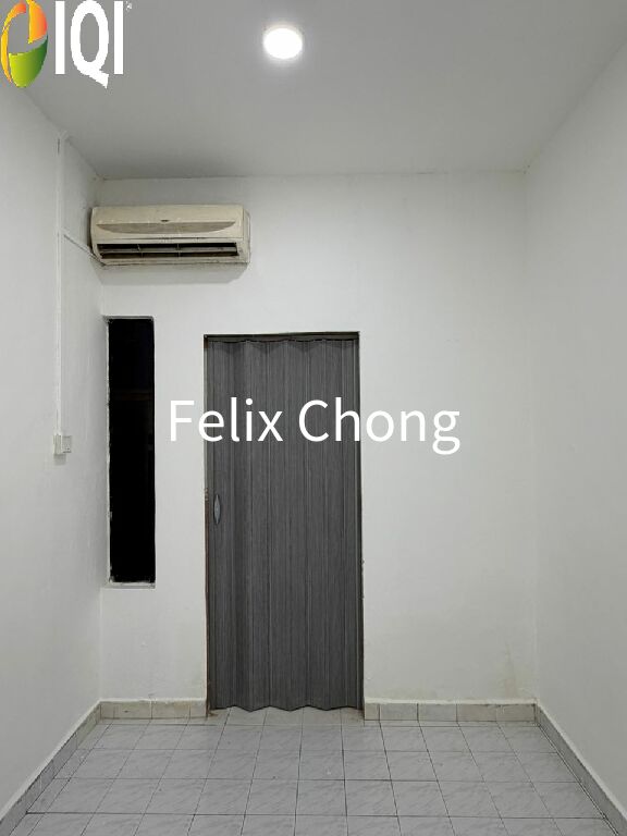 Taman Puteri Wangsa 1 Sty Terrace,Jalan Keris,Ulu Tiram,Renovated,Extend image