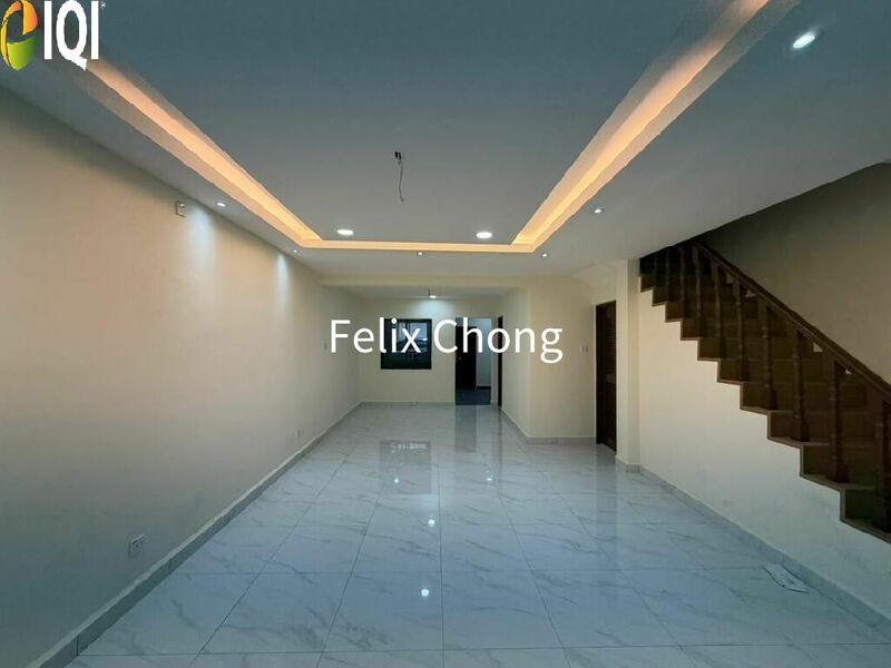 Taman Desa Cemerlang 2 Sty Terrace,Jalan Ara,Ulu Tiram,Renovated