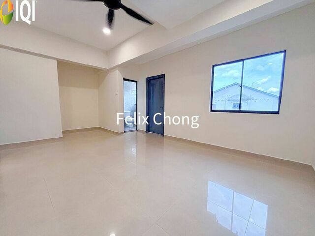 Taman Skudai Baru 2 Sty Terrace,Jalan Hang Kasturi,Skudai,Renovated image