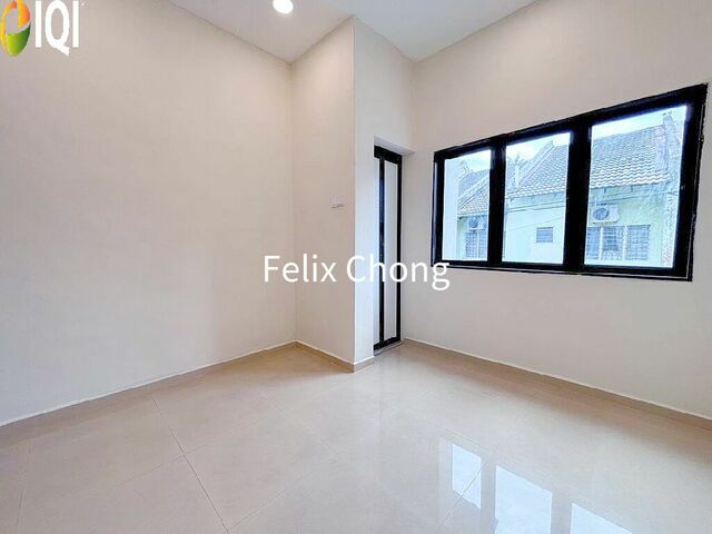 Taman Skudai Baru 2 Sty Terrace,Jalan Hang Kasturi,Skudai,Renovated image