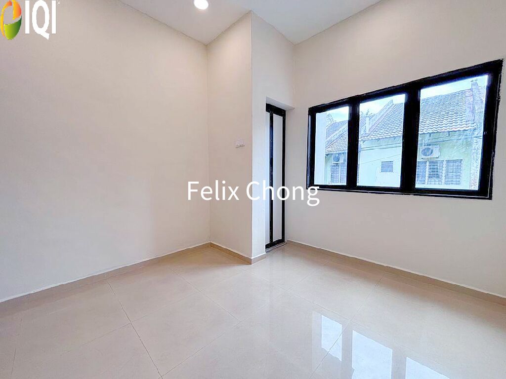 Taman Skudai Baru 2 Sty Terrace,Jalan Hang Kasturi,Skudai,Renovated image