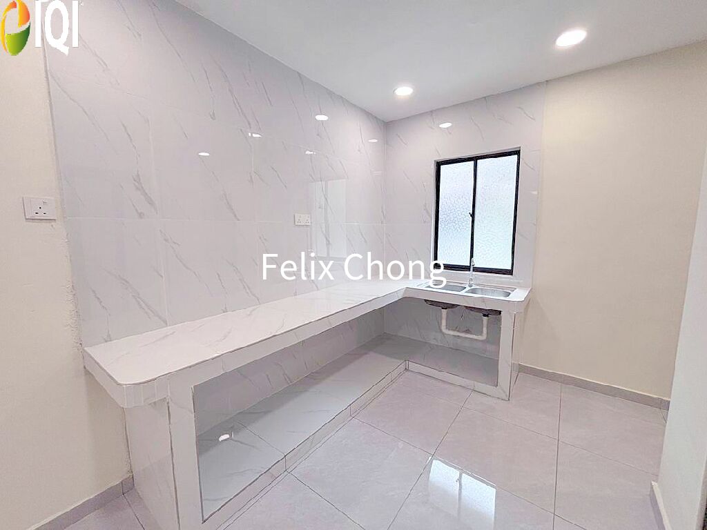 Taman Skudai Baru 2 Sty Terrace,Jalan Hang Kasturi,Skudai,Renovated image