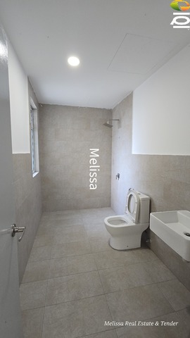 Mahkota Valley Suites image