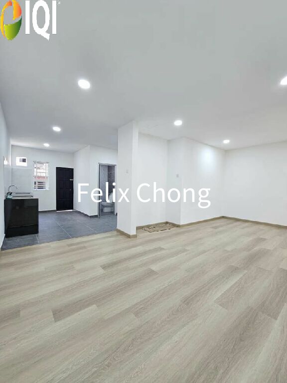 Taman Puteri Wangsa 2 Sty Terrace,Jalan Jenawi,Ulu Tiram,Renovated image