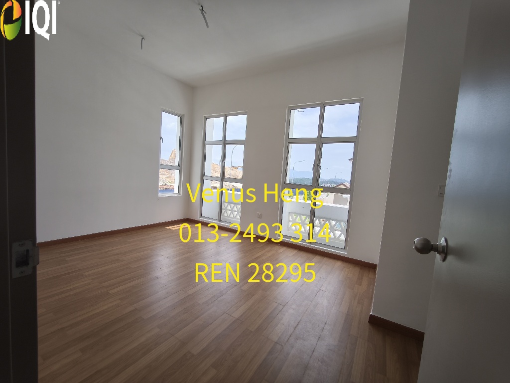 Candella Setia Alamsari image