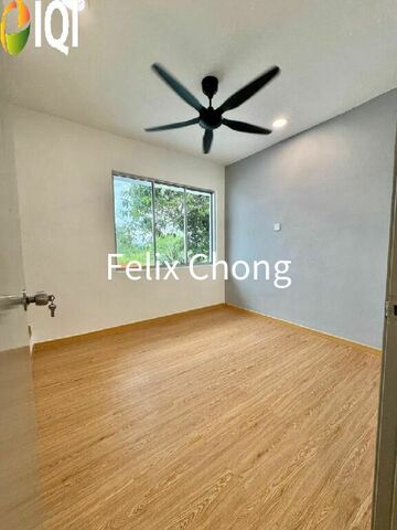 Taman Rinting 2 Sty Low Cost Endlot,Jalan Geharu,Masai,Renovated,Extend image