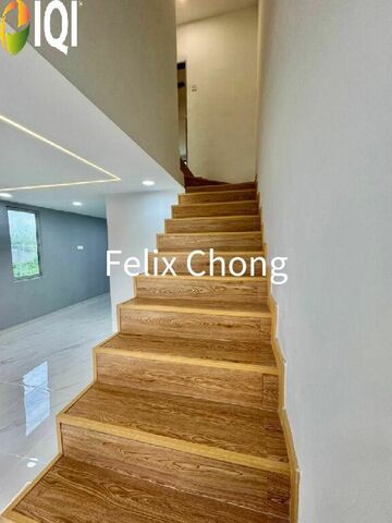 Taman Rinting 2 Sty Low Cost Endlot,Jalan Geharu,Masai,Renovated,Extend image