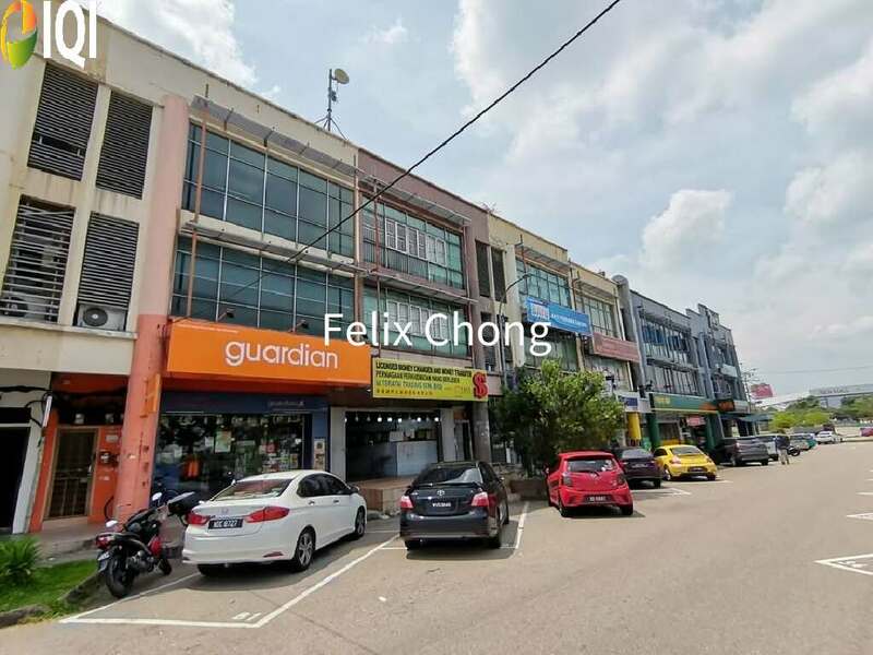 Taman Desa Tebrau 3 Storey Shop Lot,Jalan Harmonium,Johor Bahru