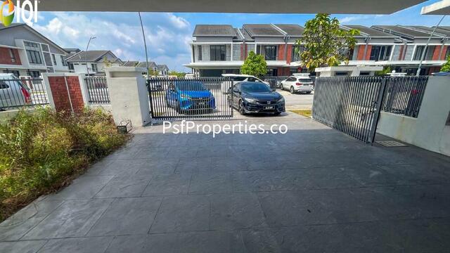 Elmina Green 3 image