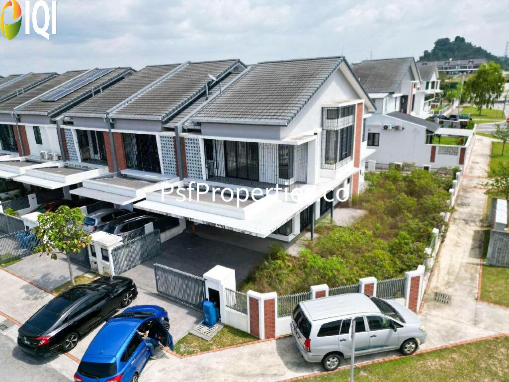 Elmina Green 3 image