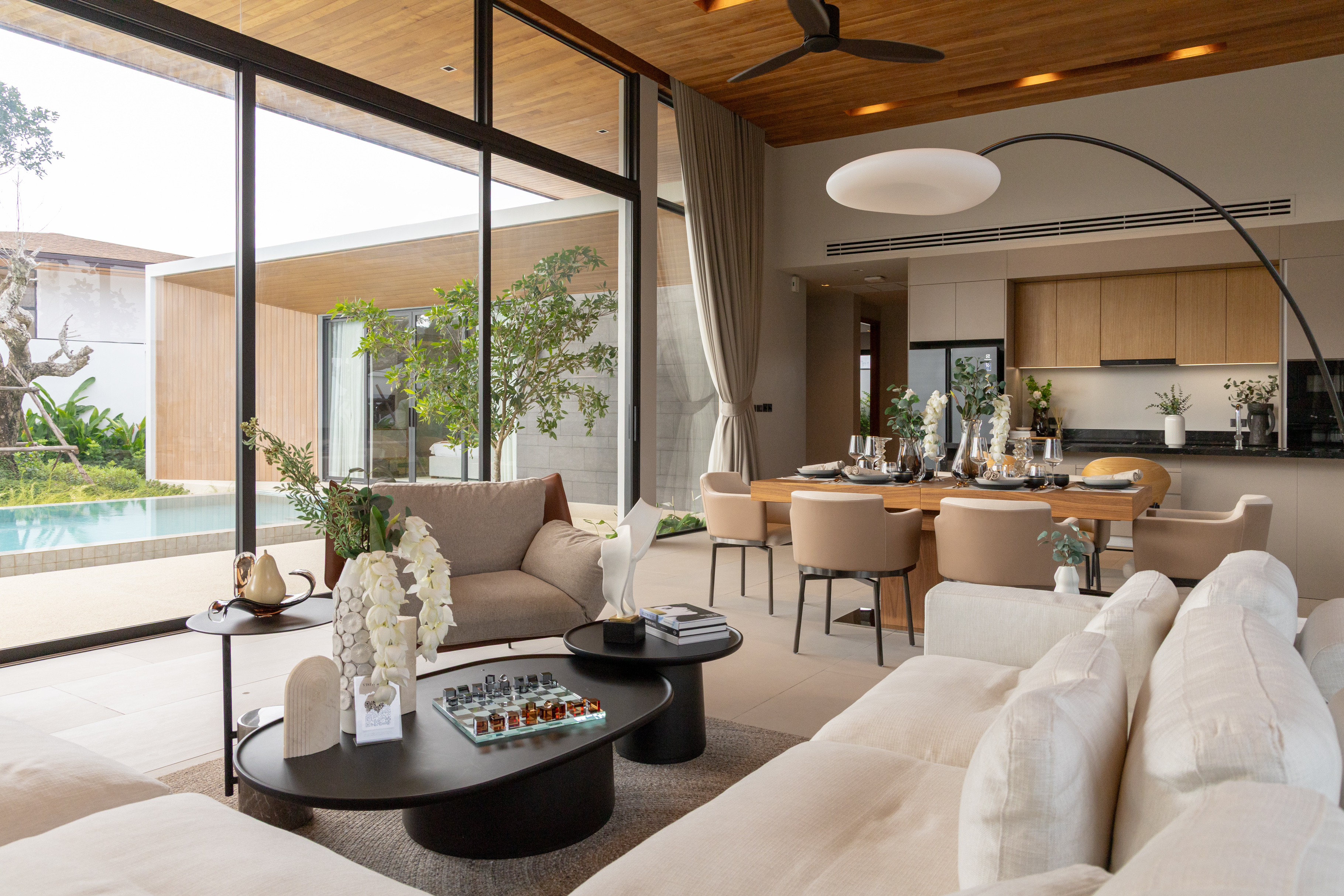 BOTANICA FOUR SEASONS – PRIME INVESTMENT OPPORTUNITY IN PHUKET image