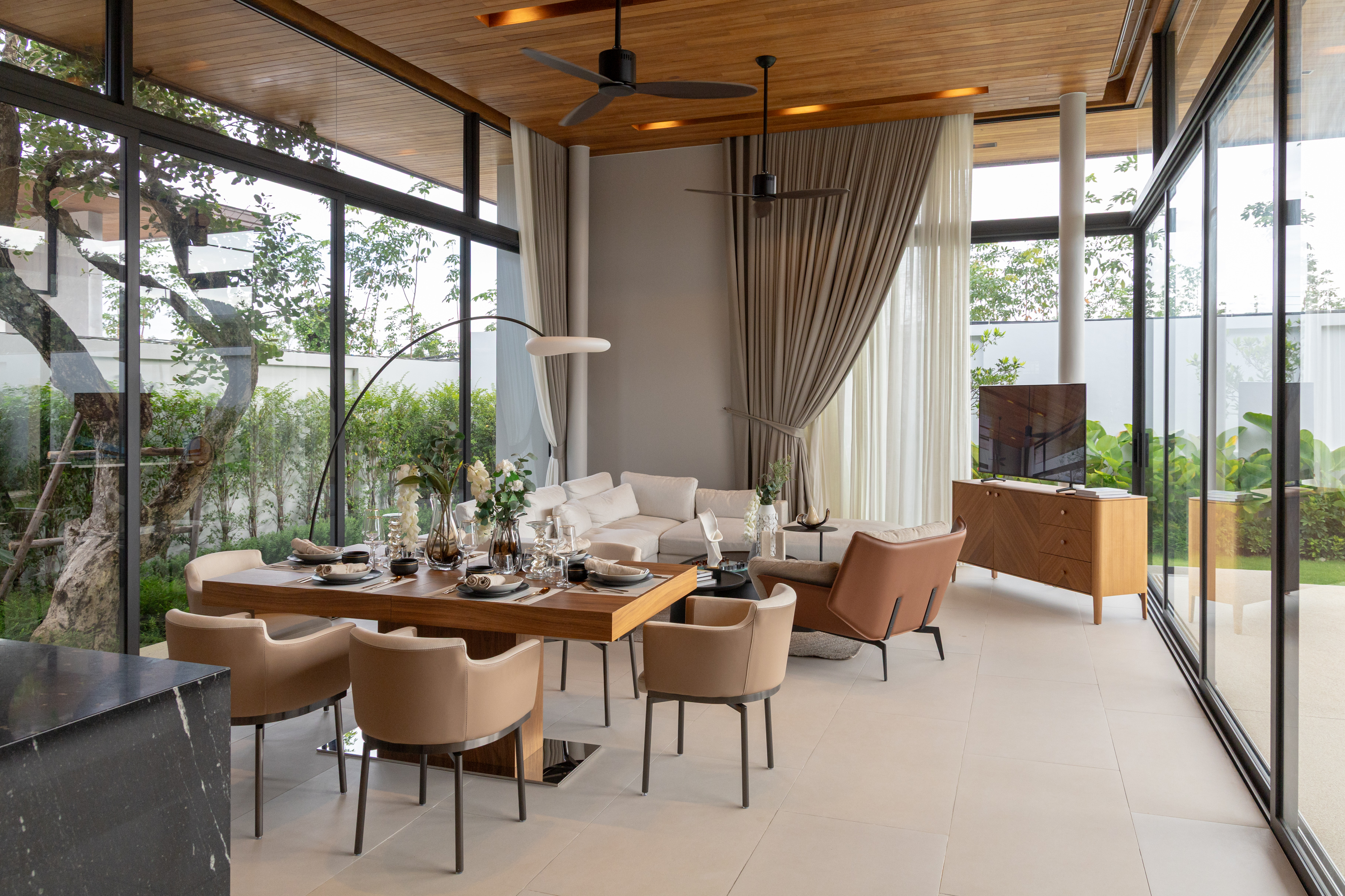 BOTANICA FOUR SEASONS – PRIME INVESTMENT OPPORTUNITY IN PHUKET image