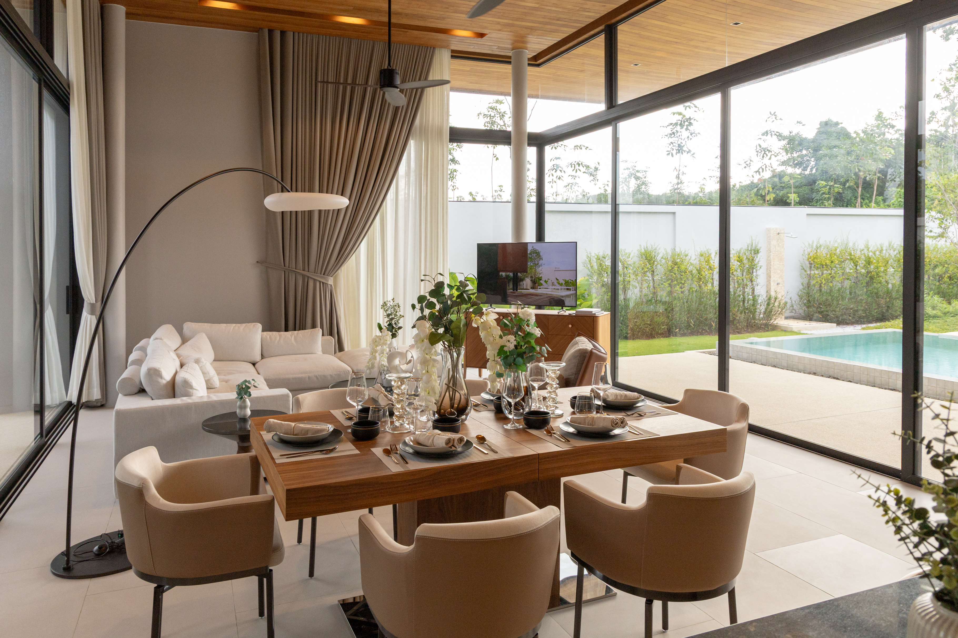 BOTANICA FOUR SEASONS – PRIME INVESTMENT OPPORTUNITY IN PHUKET image