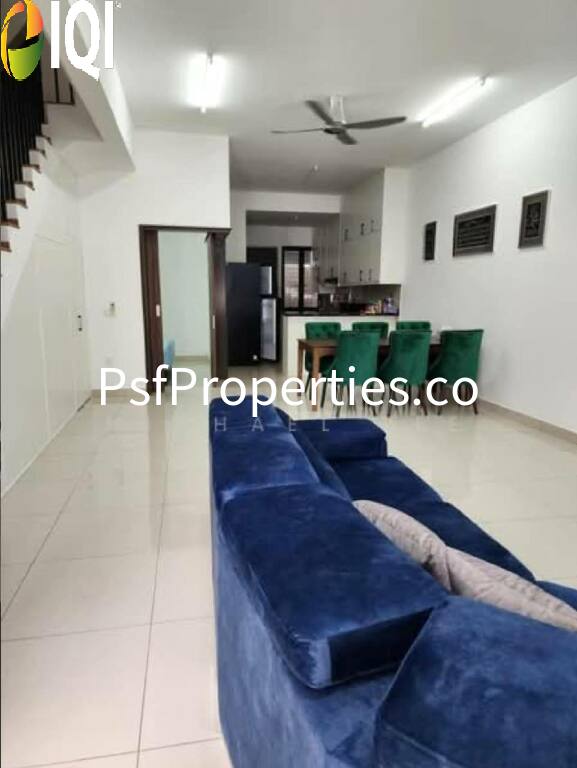 Elmina Green 1 image