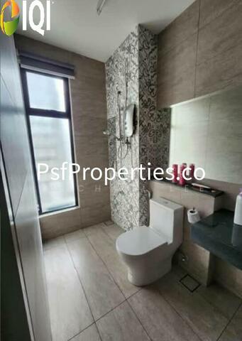 Elmina Green 1 image