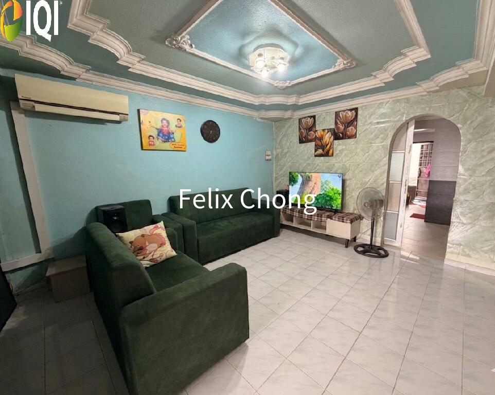 Taman Sri Muhibbah 2 Sty Low Cost,Jalan Bunga Kertas,Kulai,Renovated image