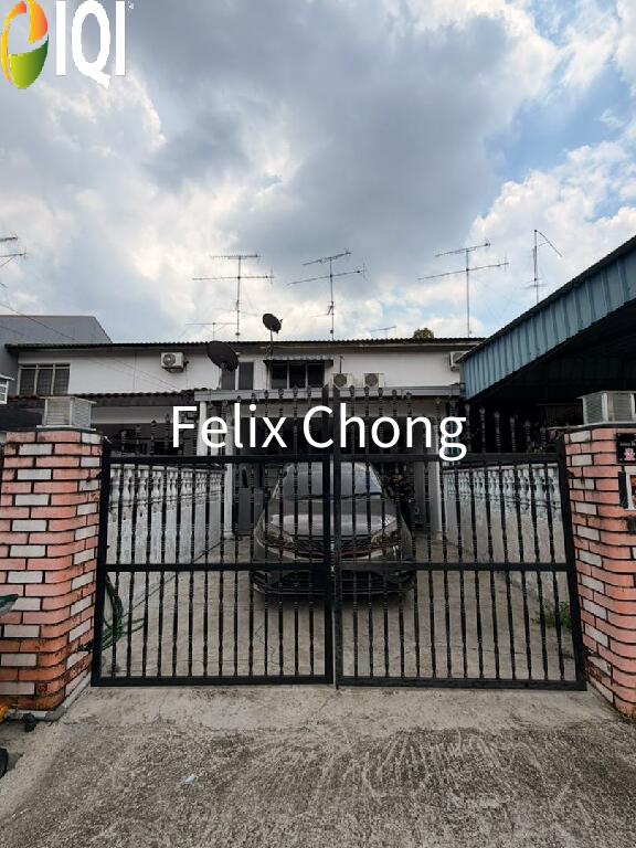 Taman Sri Muhibbah 2 Sty Low Cost,Jalan Bunga Kertas,Kulai,Renovated image