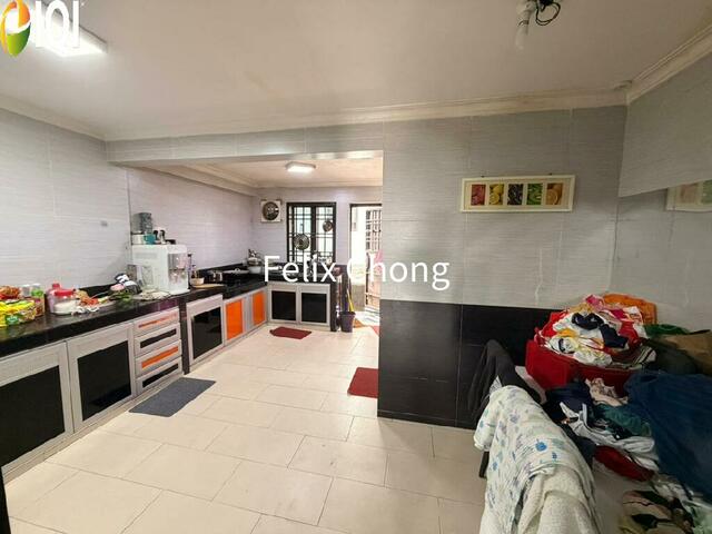 Taman Sri Muhibbah 2 Sty Low Cost,Jalan Bunga Kertas,Kulai,Renovated image