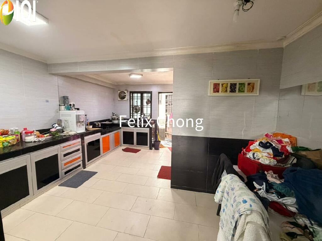 Taman Sri Muhibbah 2 Sty Low Cost,Jalan Bunga Kertas,Kulai,Renovated image