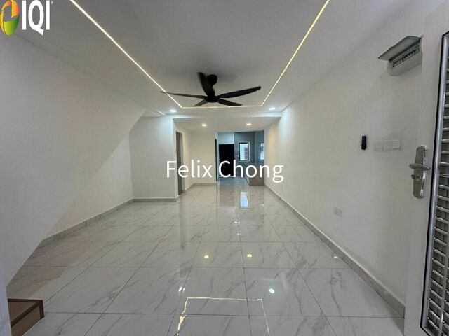 Taman Puteri Wangsa 2 Sty Low Cost,Jalan Lading,Ulu Tiram,Renovated image