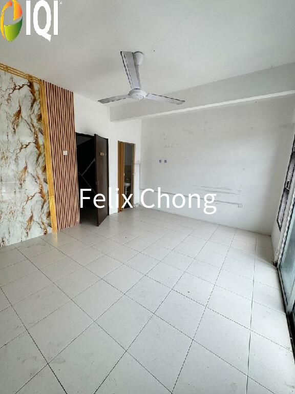 Taman Scientex 2.5 Storey Terrace,Jalan Tiong,Pasir Gudang,Renovated image