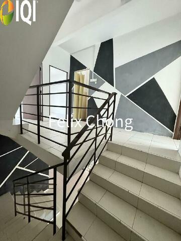 Taman Scientex 2.5 Storey Terrace,Jalan Tiong,Pasir Gudang,Renovated image