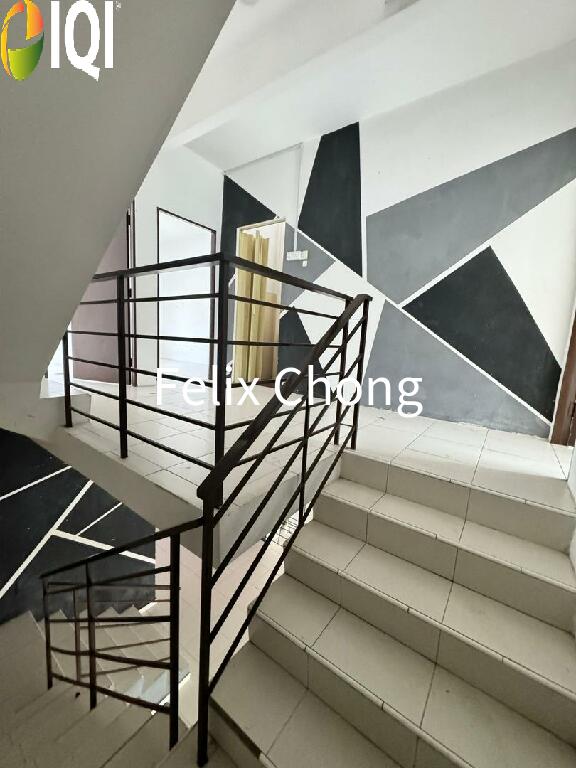 Taman Scientex 2.5 Storey Terrace,Jalan Tiong,Pasir Gudang,Renovated image