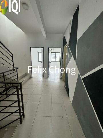 Taman Scientex 2.5 Storey Terrace,Jalan Tiong,Pasir Gudang,Renovated image