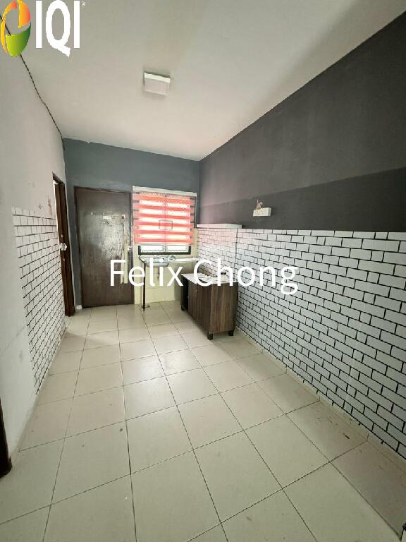 Taman Scientex 2.5 Storey Terrace,Jalan Tiong,Pasir Gudang,Renovated image