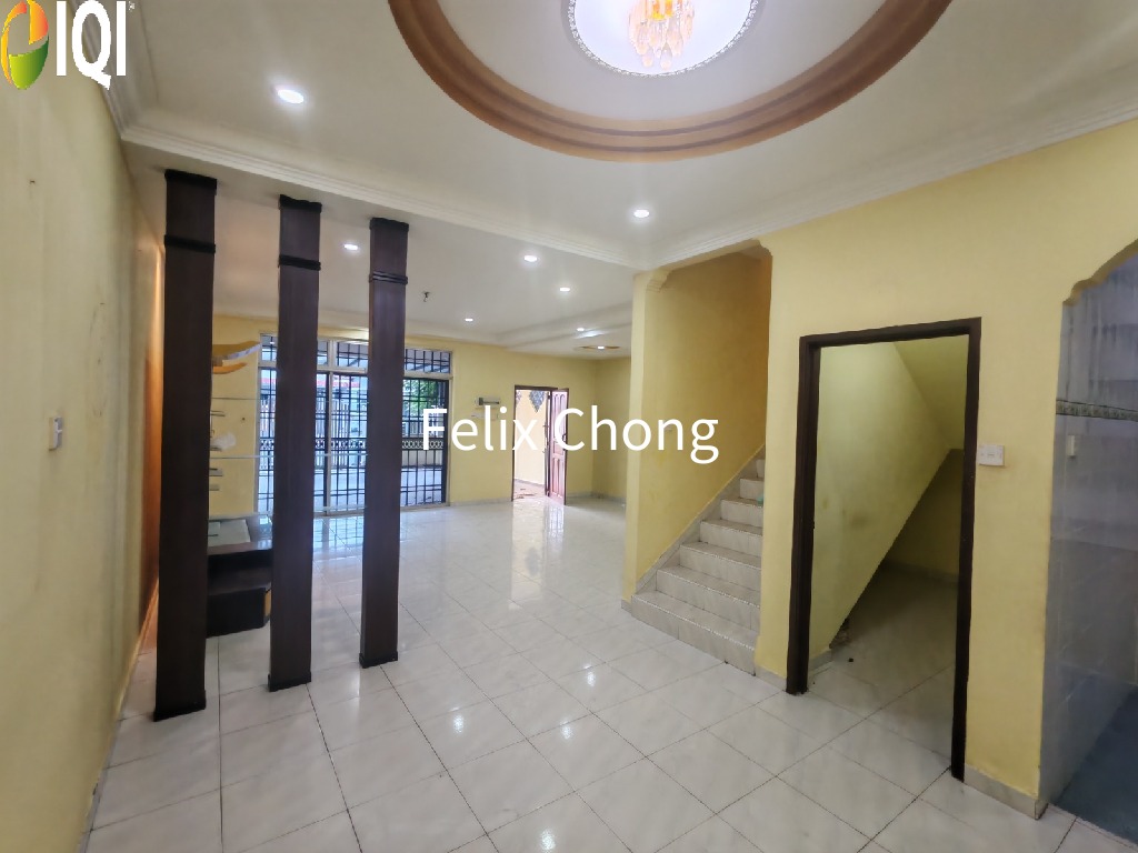 Taman Pulai Utama 2 Sty Terrace, Jalan Pulai,Johor Bahru,Renovated image